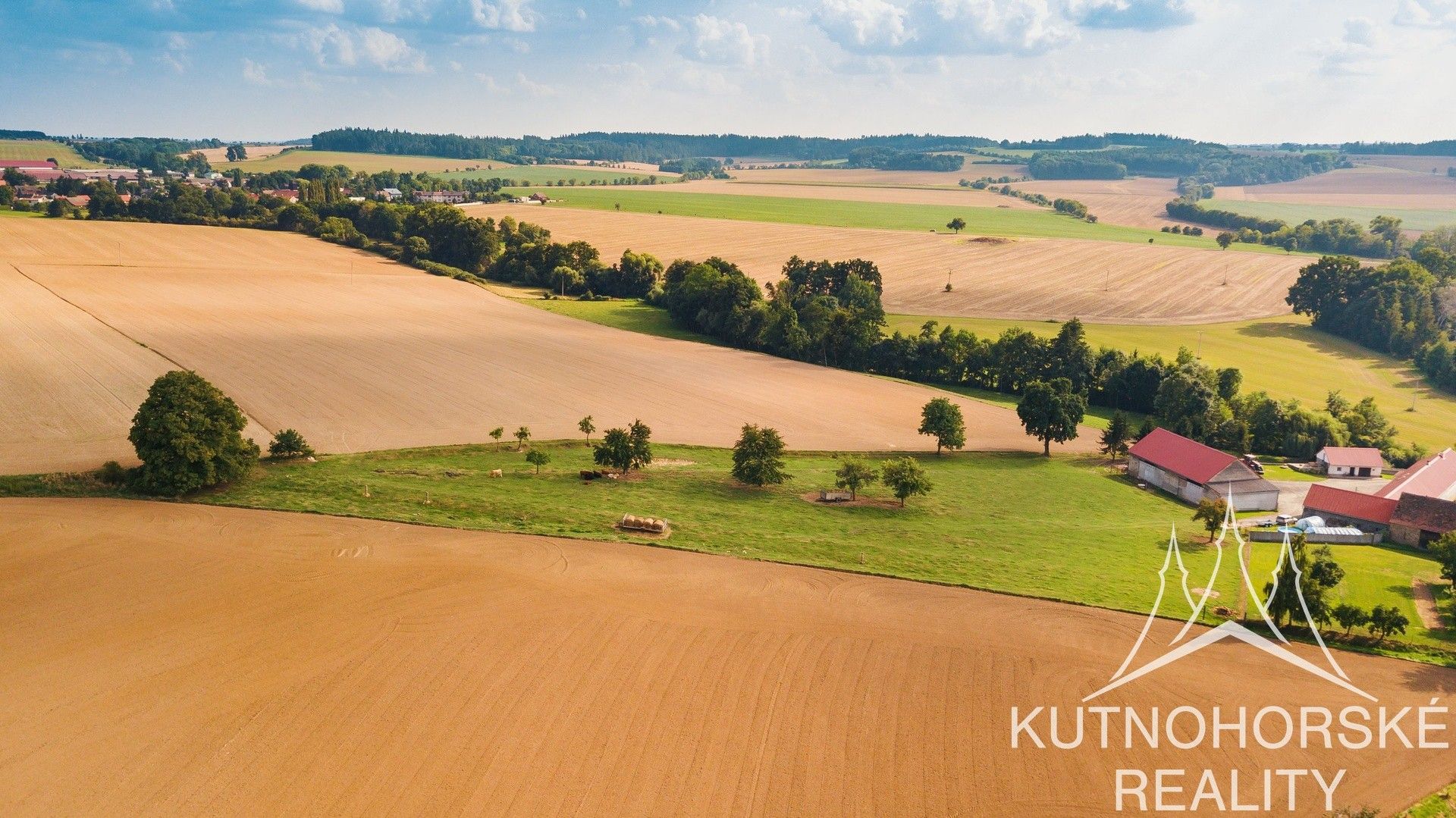 Prodej pozemek pro bydlení - Malenovice, Suchdol, 2 737 m²