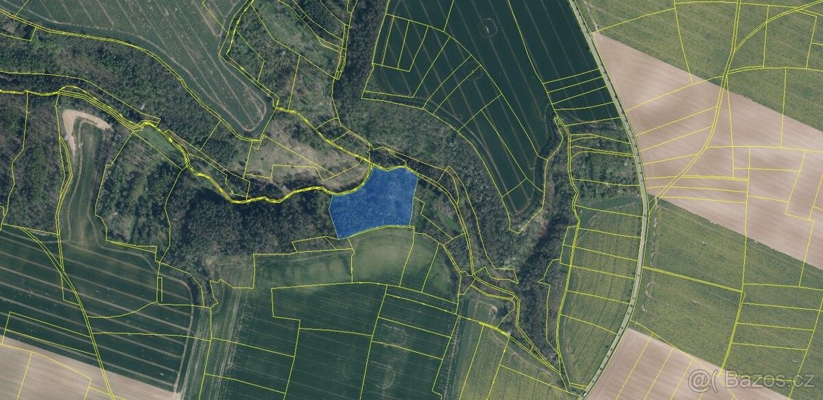 Lesy, Mělnické Vtelno, 277 38, 14 454 m²