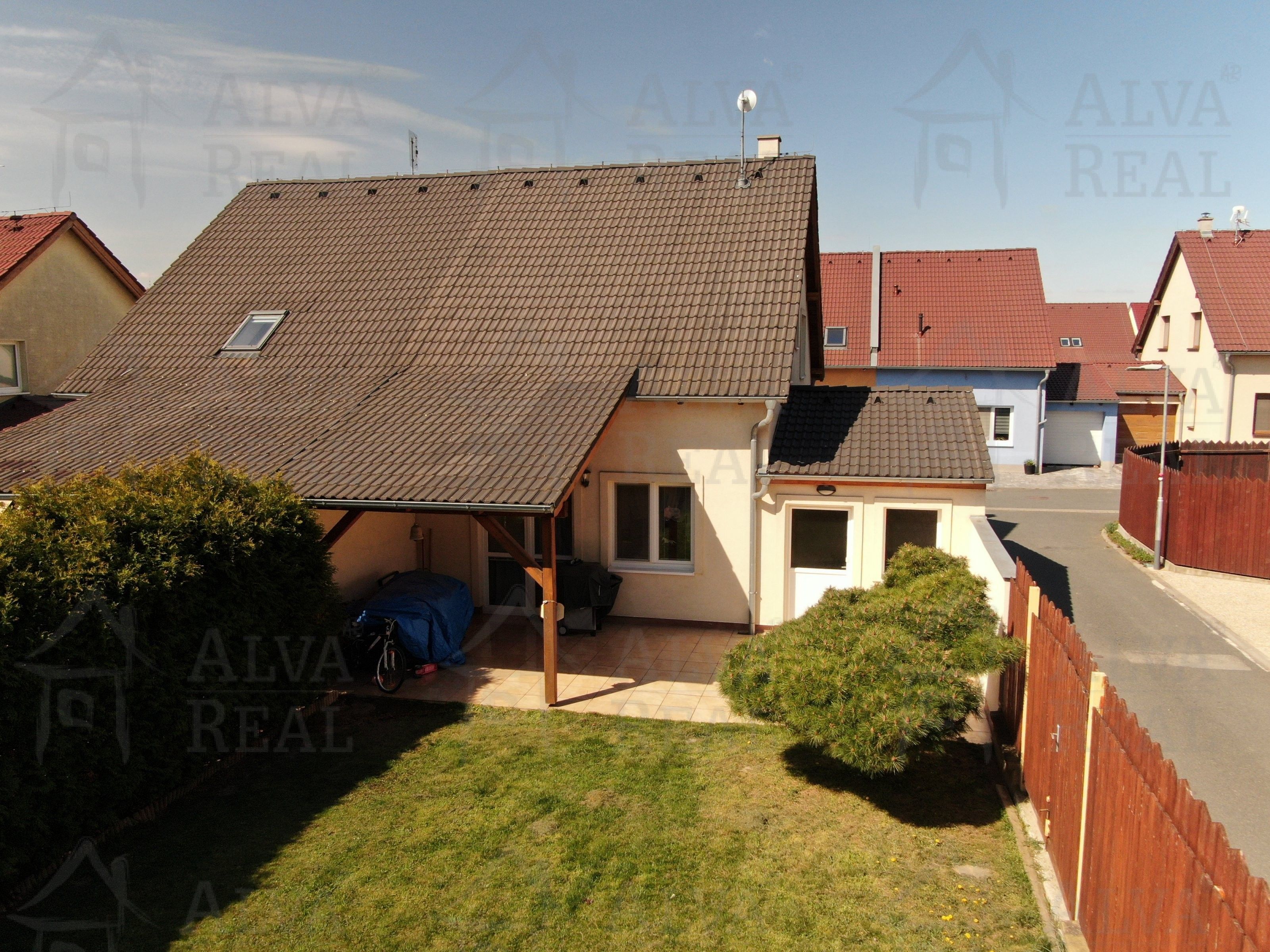 Rodinné domy, Kaštanová, Rebešovice, 102 m²