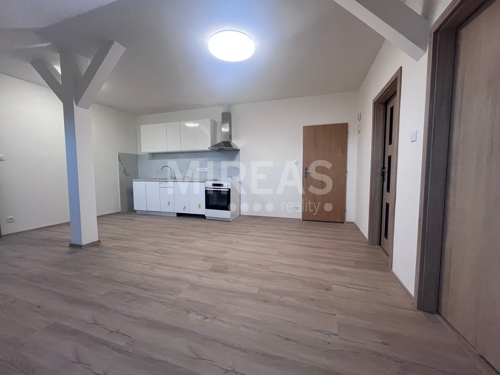 3+kk, Pražská, Benátky nad Jizerou, 61 m²