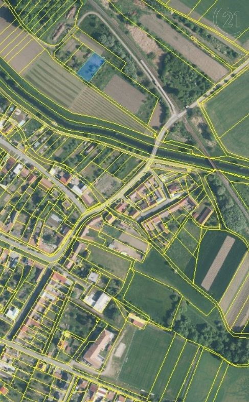 Zahrady, Bezměrov, 999 m²