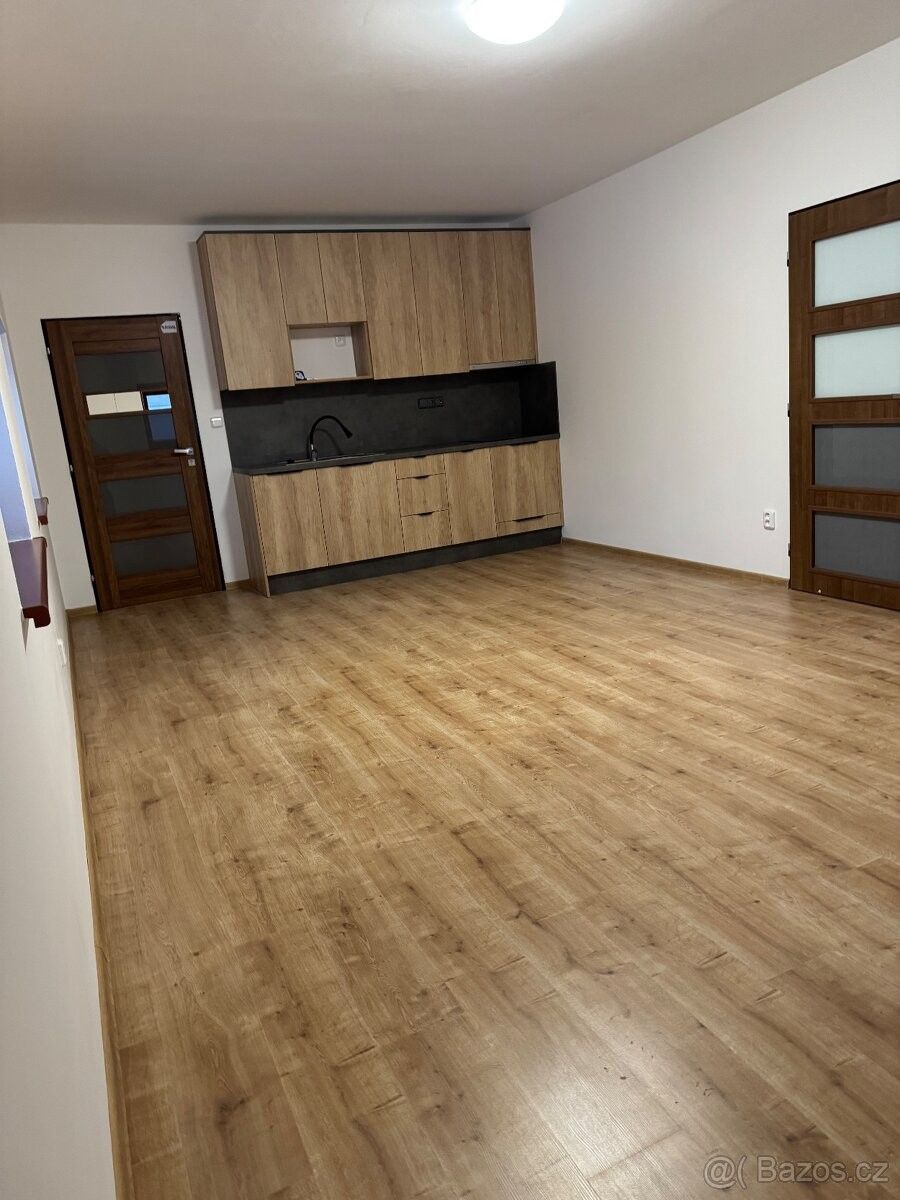Pronájem byt 2+kk - Jablunkov, 739 91, 64 m²