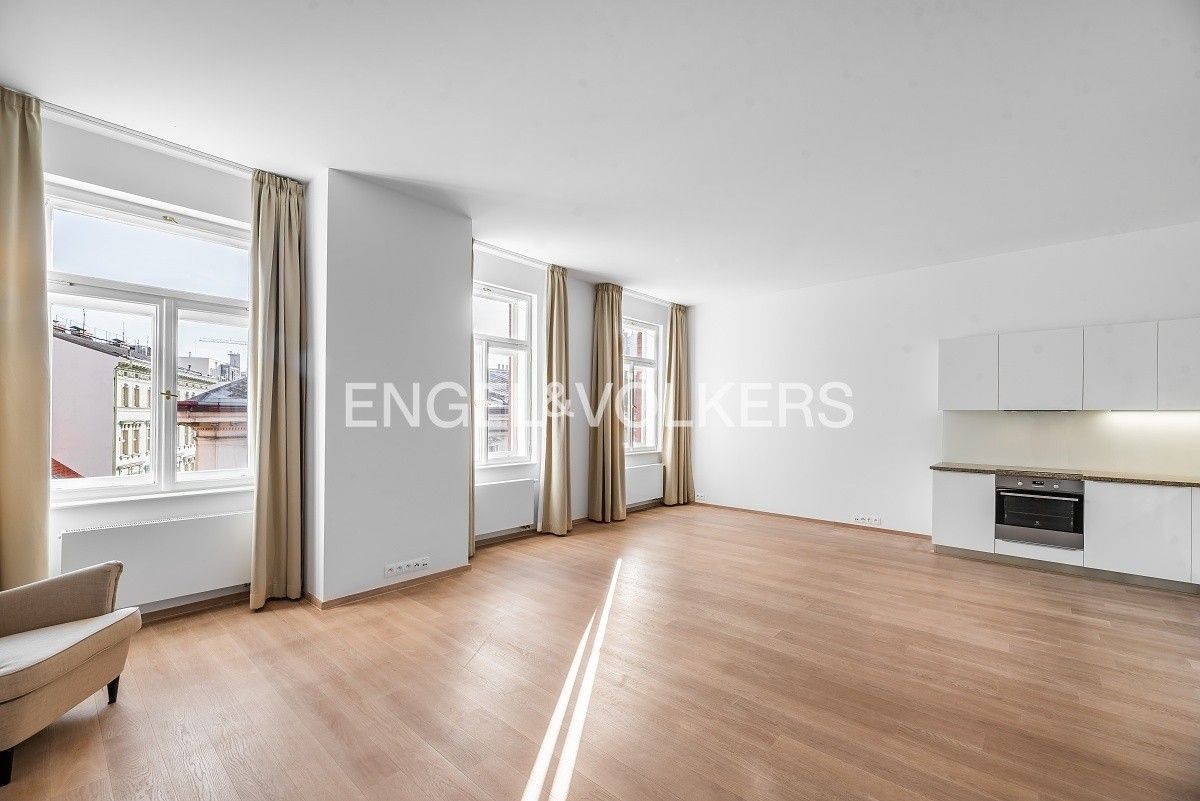 3+kk, Jungmannova, Nové Město, Praha, 103 m²