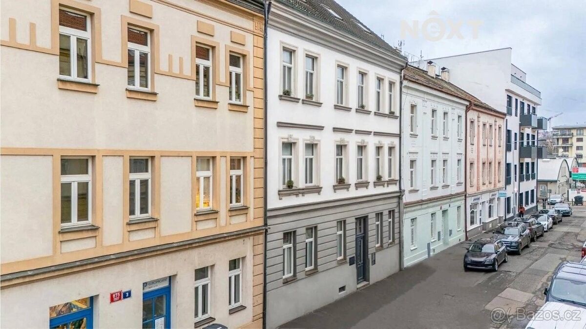 2+kk, Praha, 190 00, 33 m²