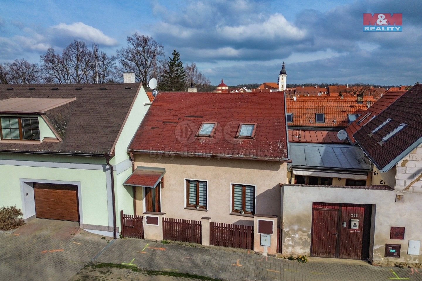 Rodinné domy, Stromořadí, Dobřany, 97 m²