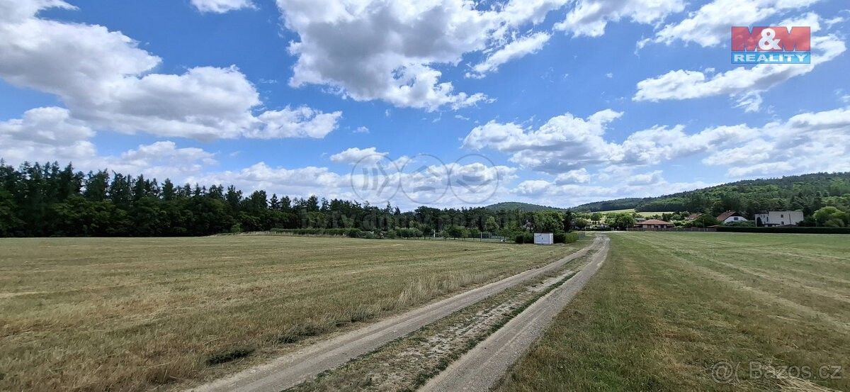 Prodej pozemek pro bydlení - Hradištko, 252 09, 2 035 m²