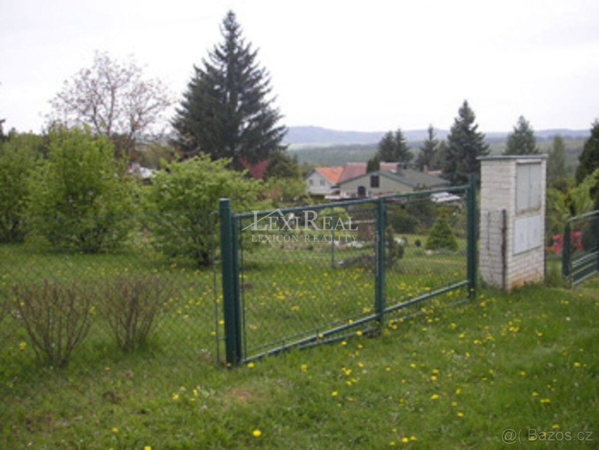 Lesy, Hudlice, 267 03, 800 m²
