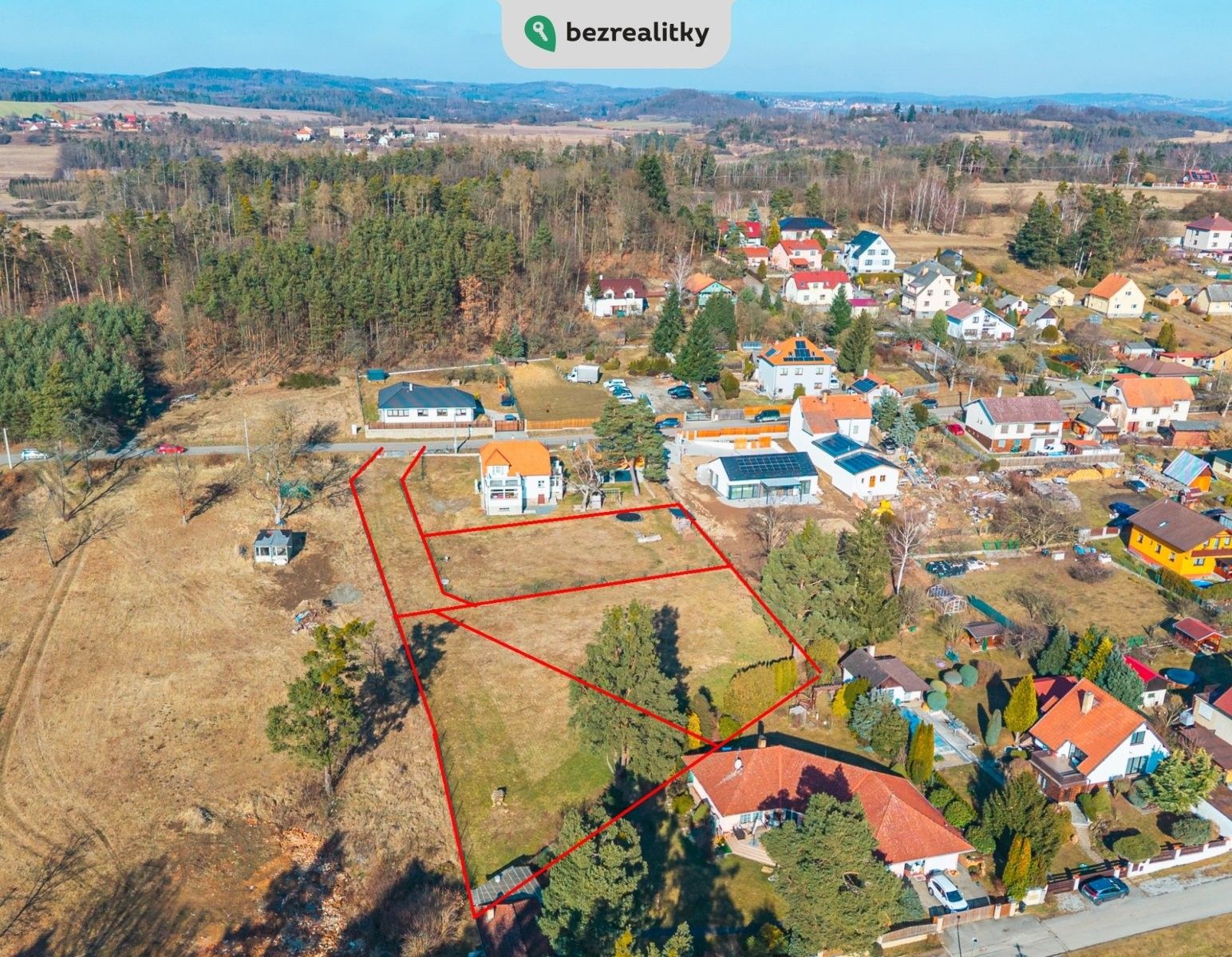 Pozemky pro bydlení, Bukovany, 1 055 m²