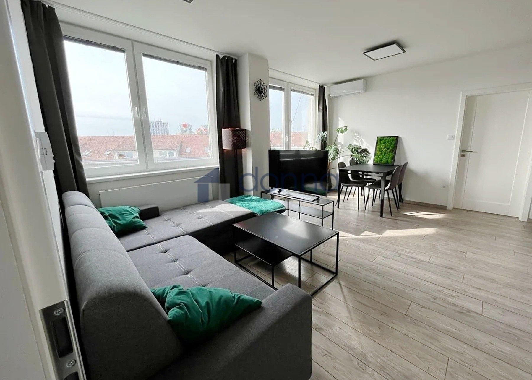 2+kk, Limuzská, Praha, 45 m²