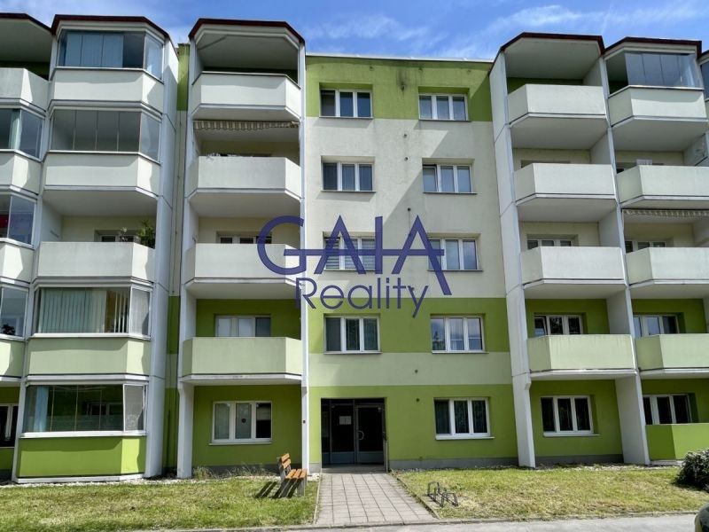 1+1, Hutník, Veselí nad Moravou, 37 m²