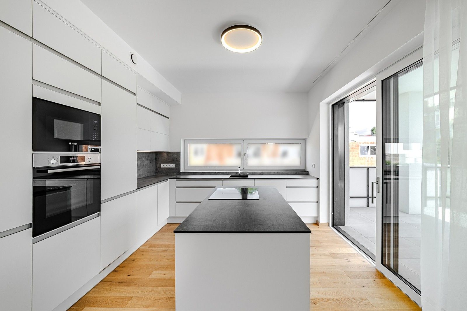 4+kk, Wiesenthalova, Praha, 111 m²
