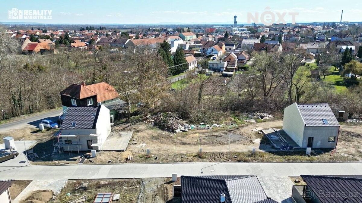 Prodej dům - Břeclav, 690 02, 79 m²