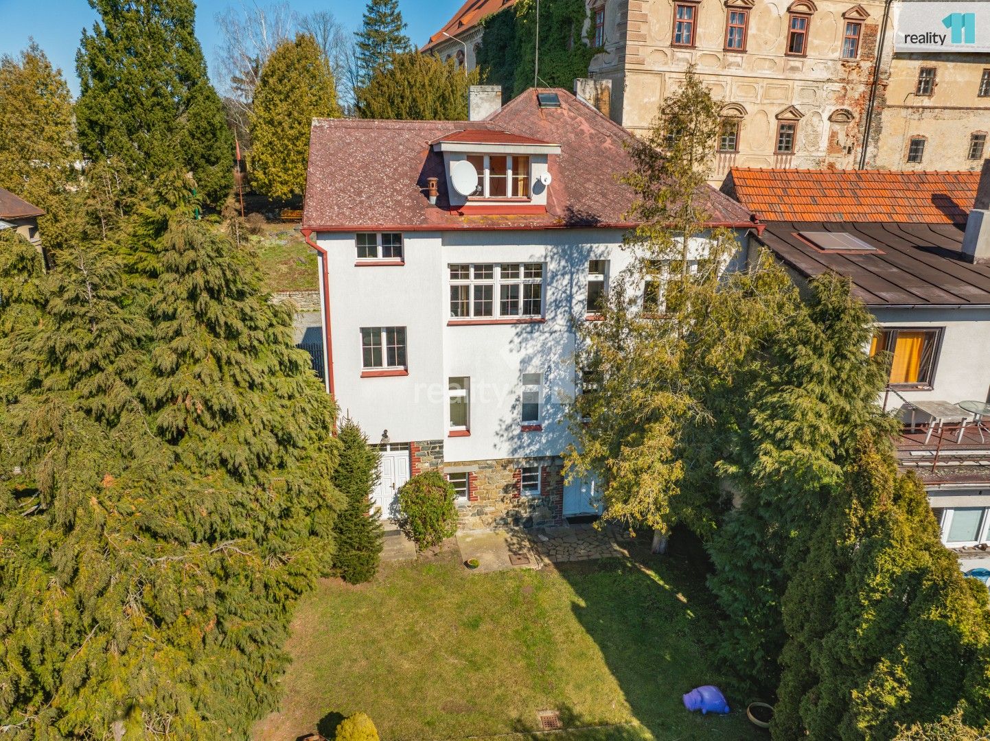 Rodinné domy, náměstí Míru, Rataje nad Sázavou, 468 m²
