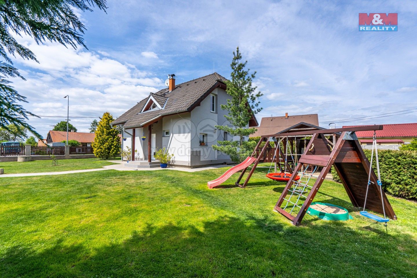 Rodinné domy, Ke Křížku, Kostomlátky, 129 m²