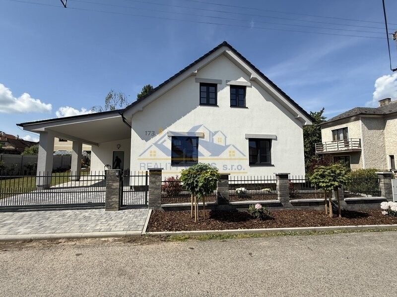 Prodej dům - Komárov u Hořovic, 267 62, 180 m²