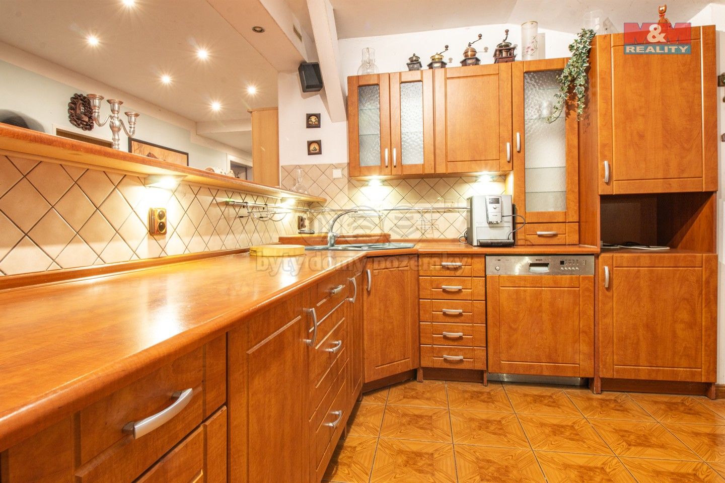 5+1, Prosečská, Jablonec nad Nisou, 187 m²