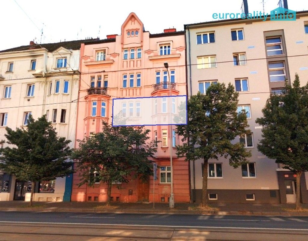 3+kk, Klatovská třída, Plzeň, 77 m²