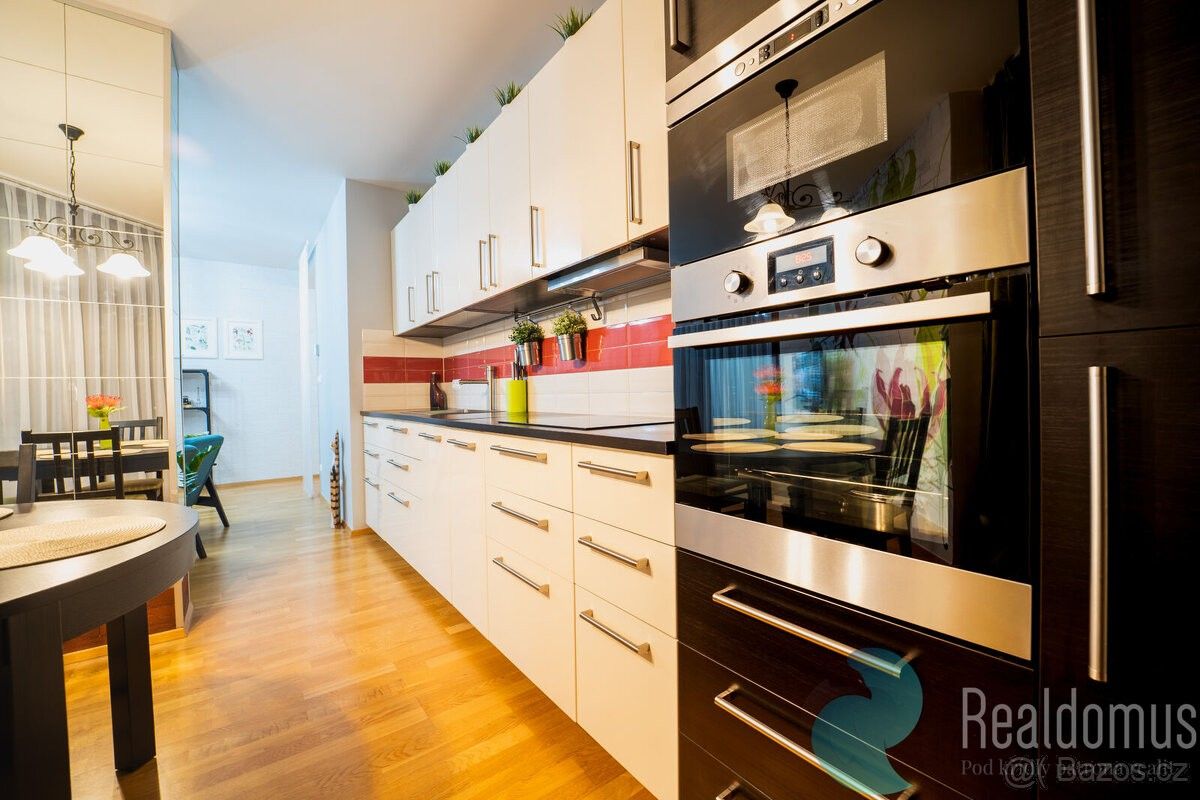 3+kk, Praha, 130 00, 42 m²
