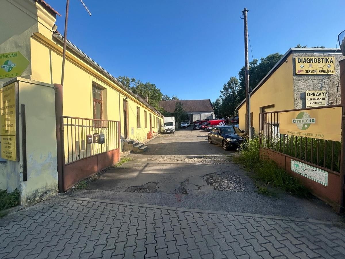 3+1, Hrušovanské náměstí, Praha, 70 m²