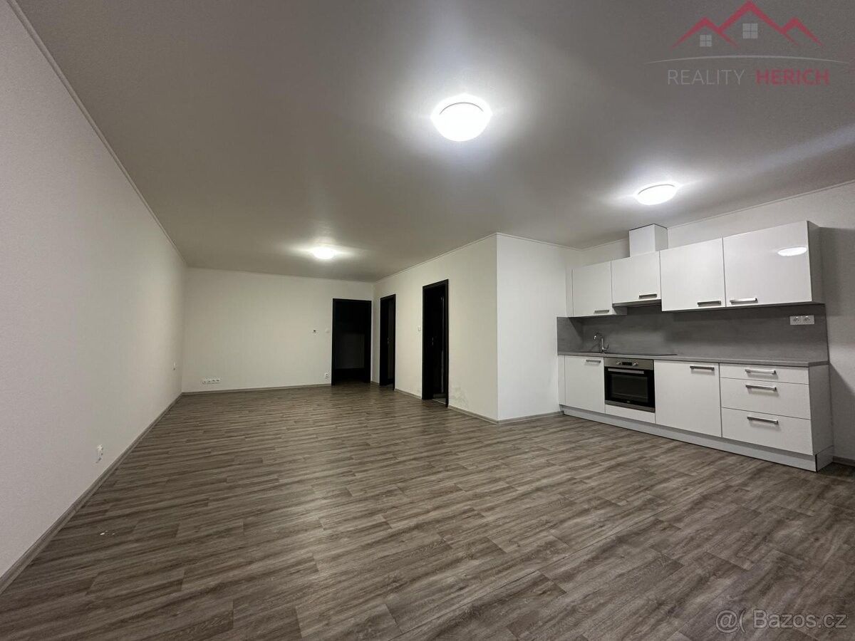 2+kk, Chomutov, 430 03, 48 m²
