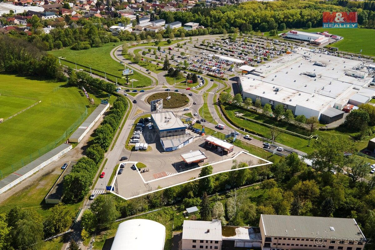 Pronájem pozemek - Pardubice, 533 53, 1 280 m²