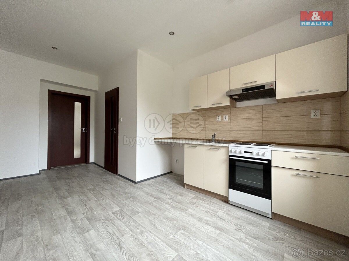 1+1, Chomutov, 430 03, 38 m²