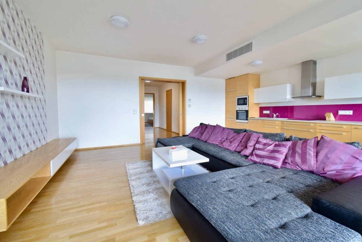 2+kk, Bohuslava Martinů, Brno, 102 m²