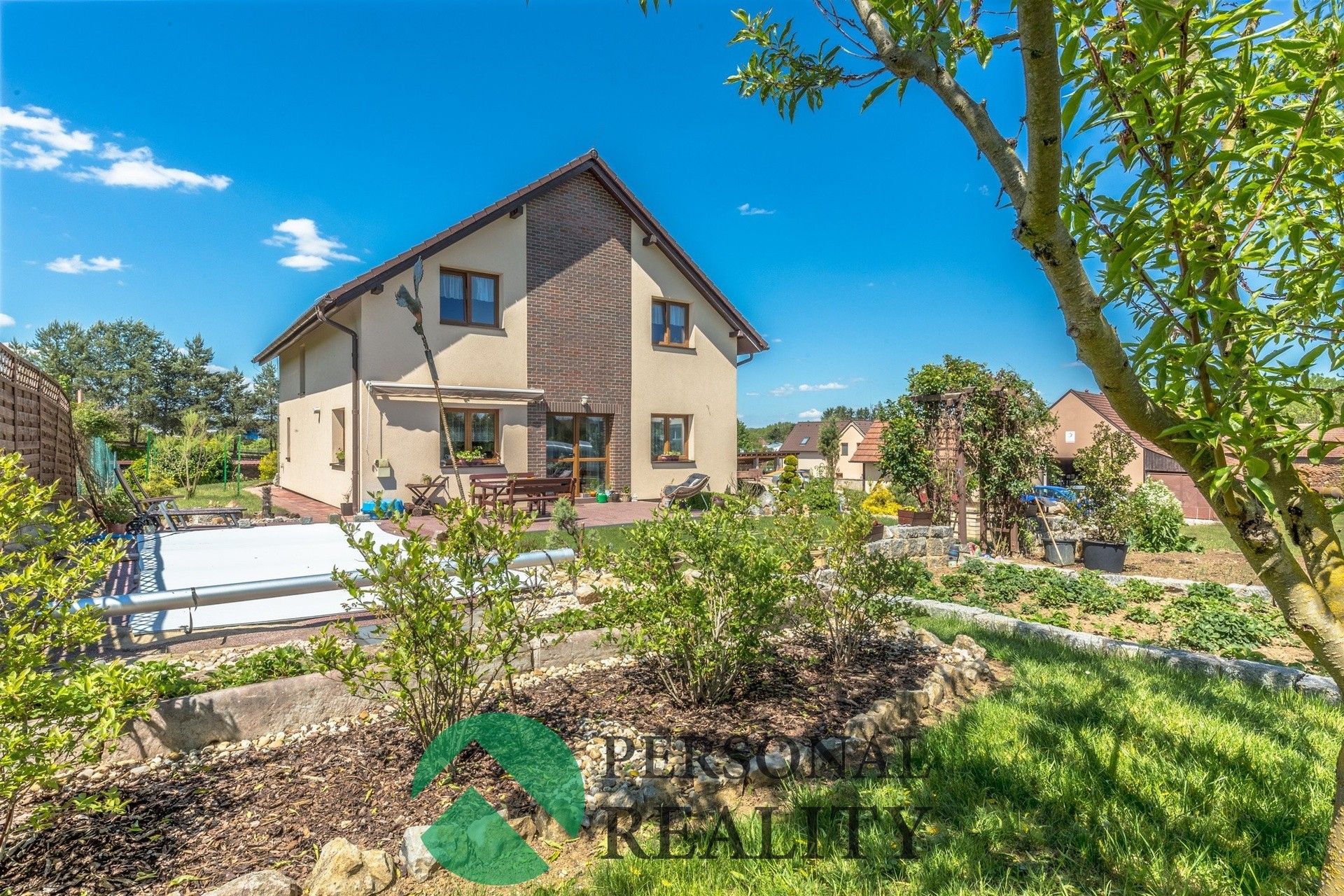 Ostatní, Karlštejnská, Tachlovice, 208 m²