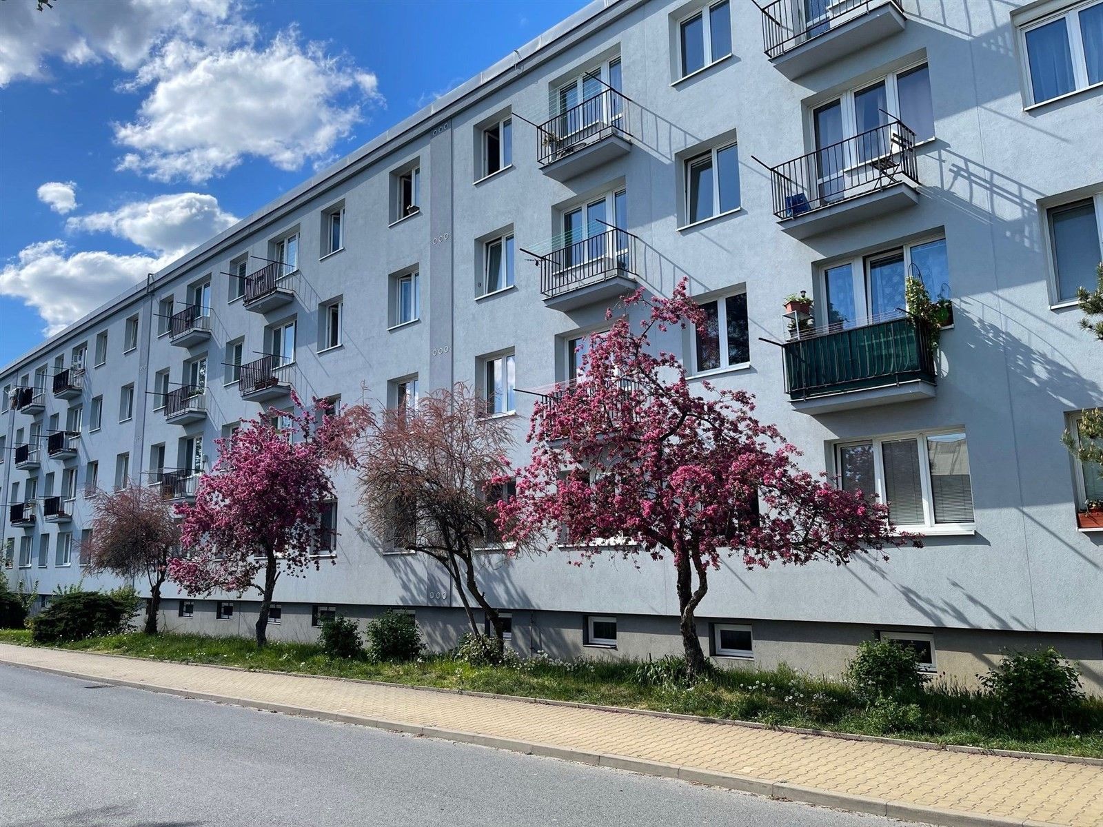 2+kk, Dobšická, Praha, 53 m²