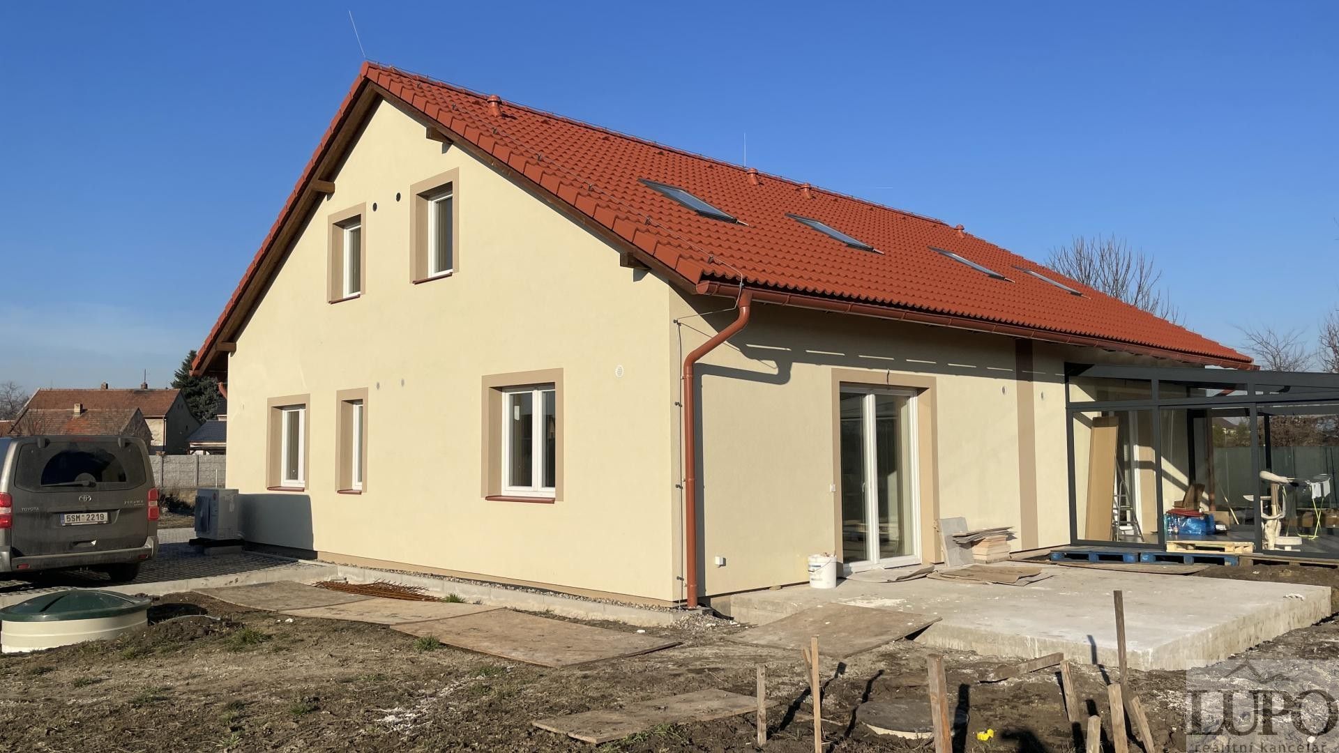 Rodinné domy, Spojovací, Úžice, 128 m²