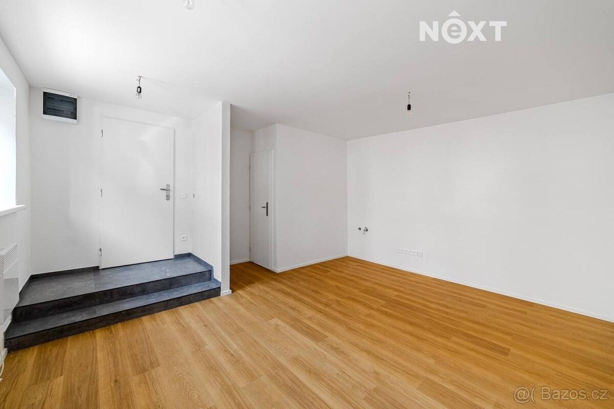 Prodej byt 1+kk - Praha, 156 00, 25 m²