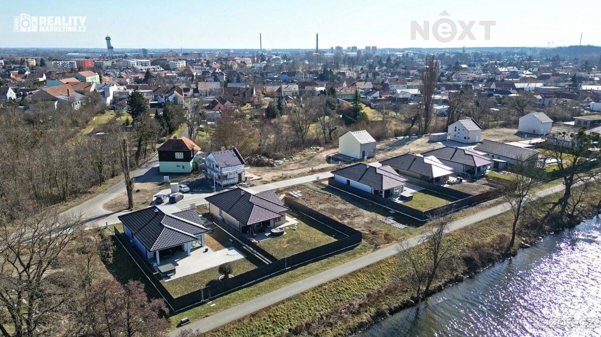 Prodej dům - Břeclav, 690 02, 107 m²