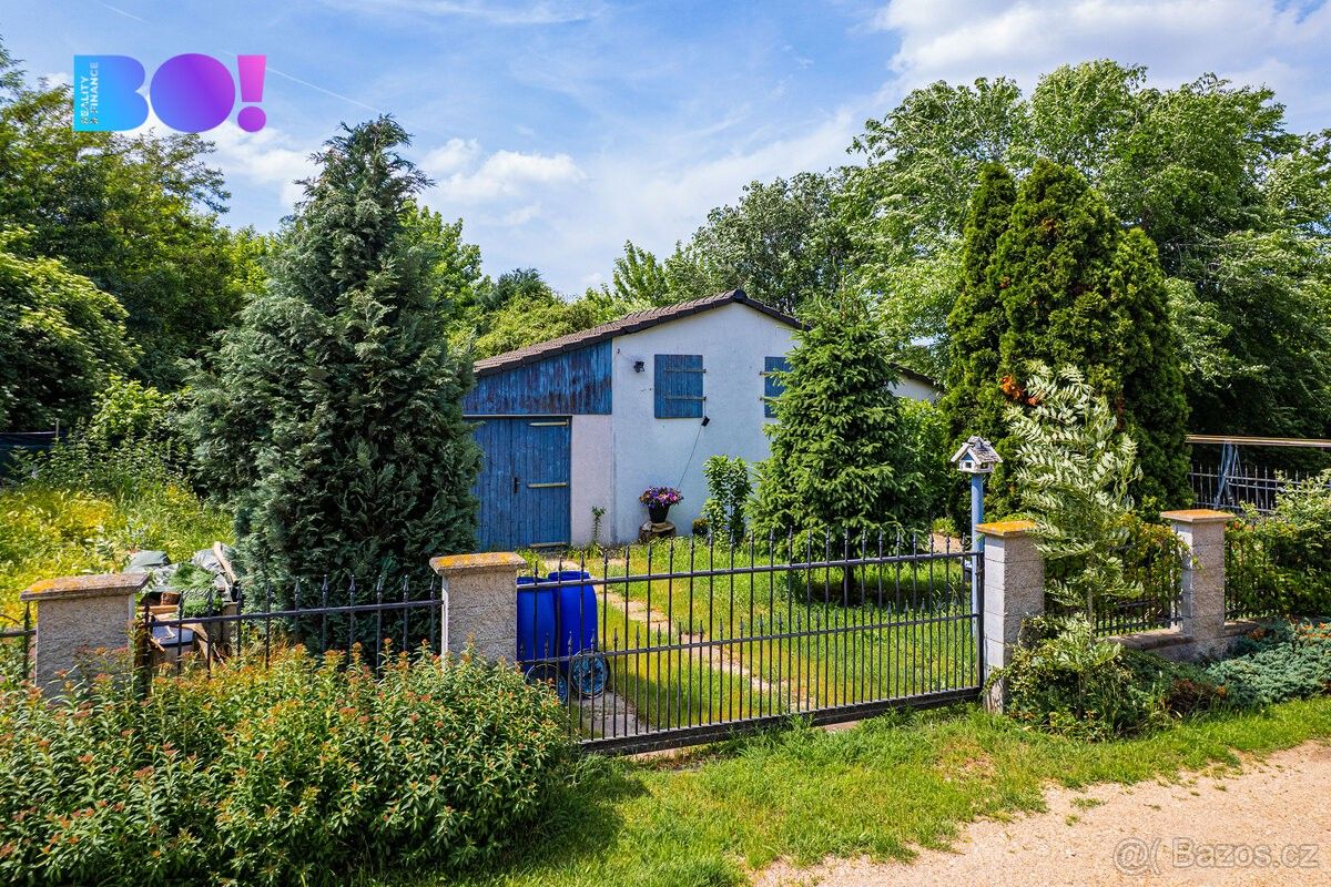 Prodej pozemek pro bydlení - Hevlín, 671 69, 840 m²