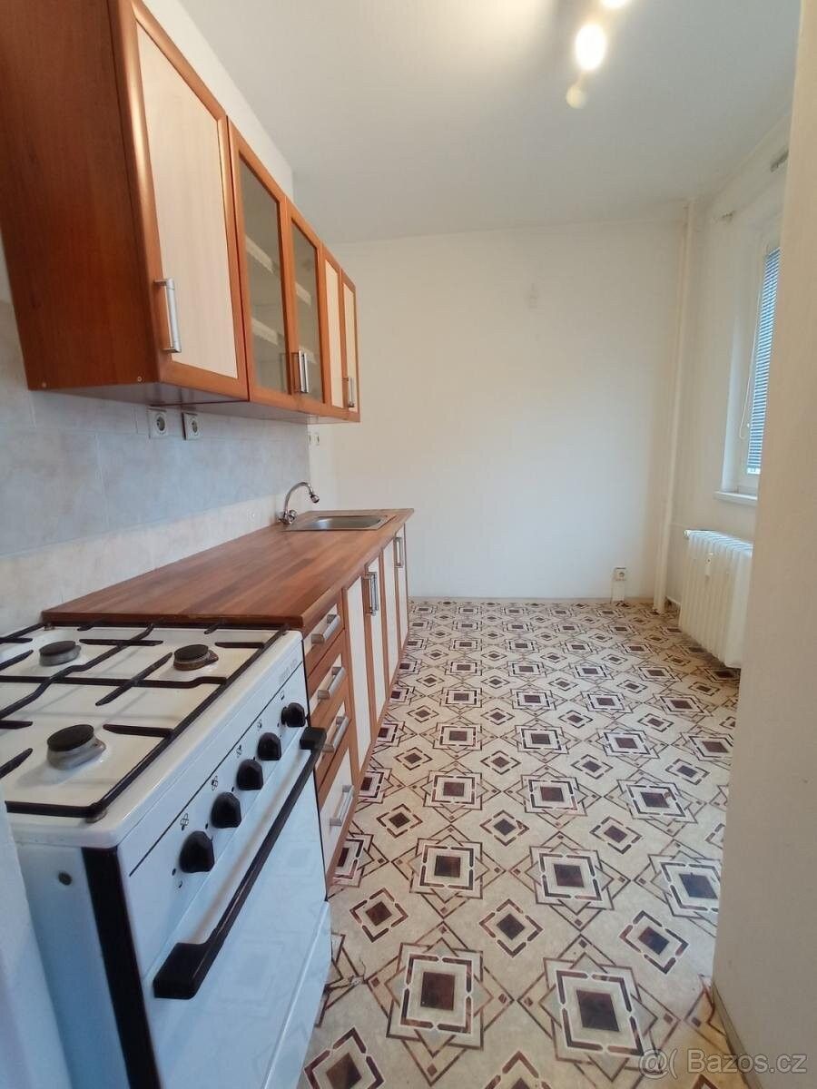 Pronájem byt 1+1 - Most, 434 01, 36 m²