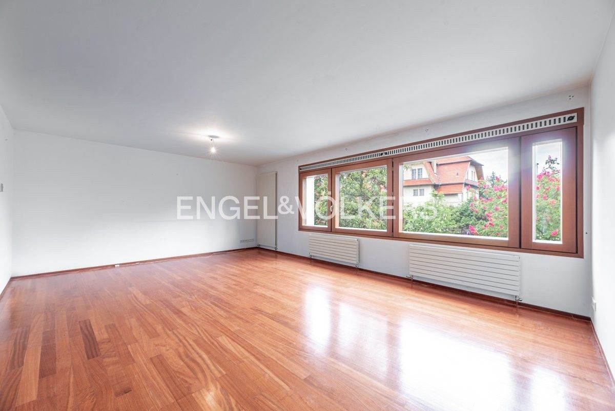 3+1, Pod kaštany, Praha, 110 m²