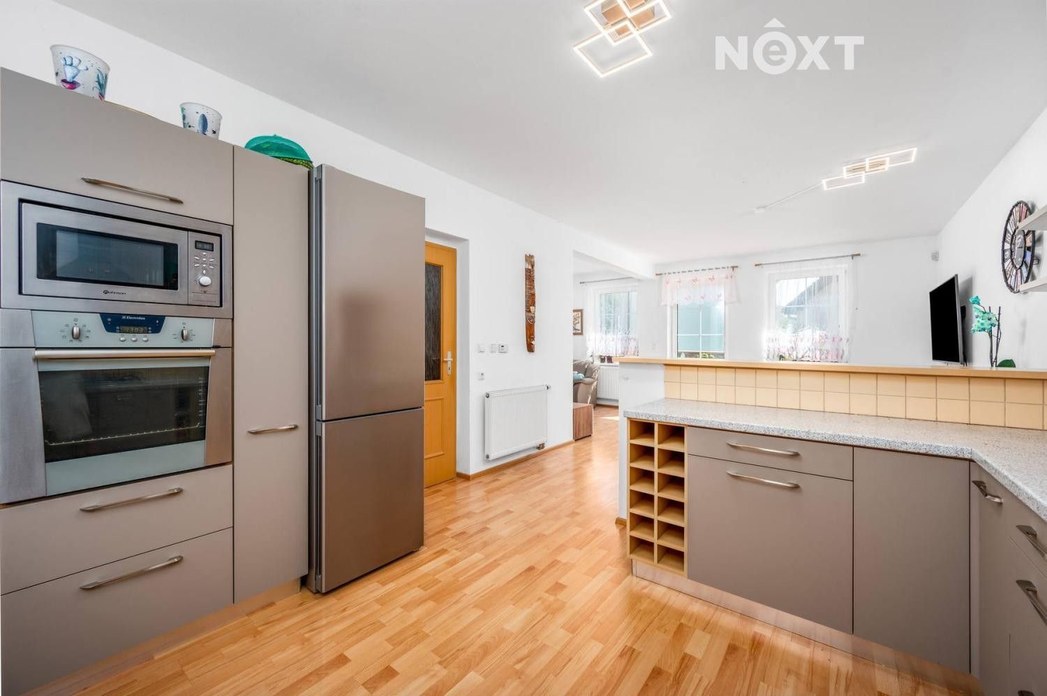 Prodej rodinný dům - Souběžná, Jeneč, 113 m²