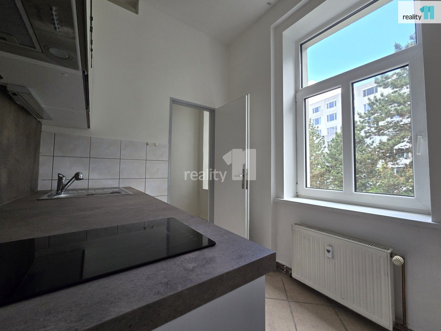 Pronájem byt 3+1 - Na Pankráci, Praha, 75 m²