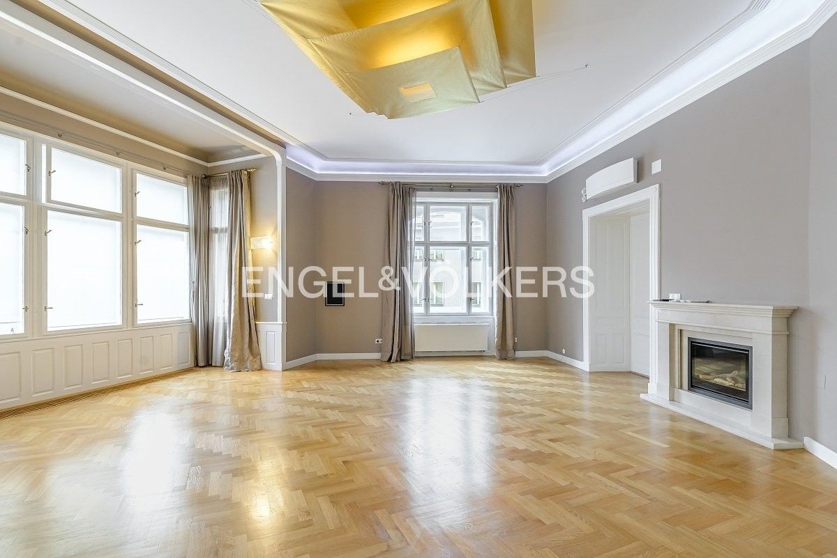 Pronájem byt 4+1 - V kolkovně, Staré Město, Praha, 220 m²