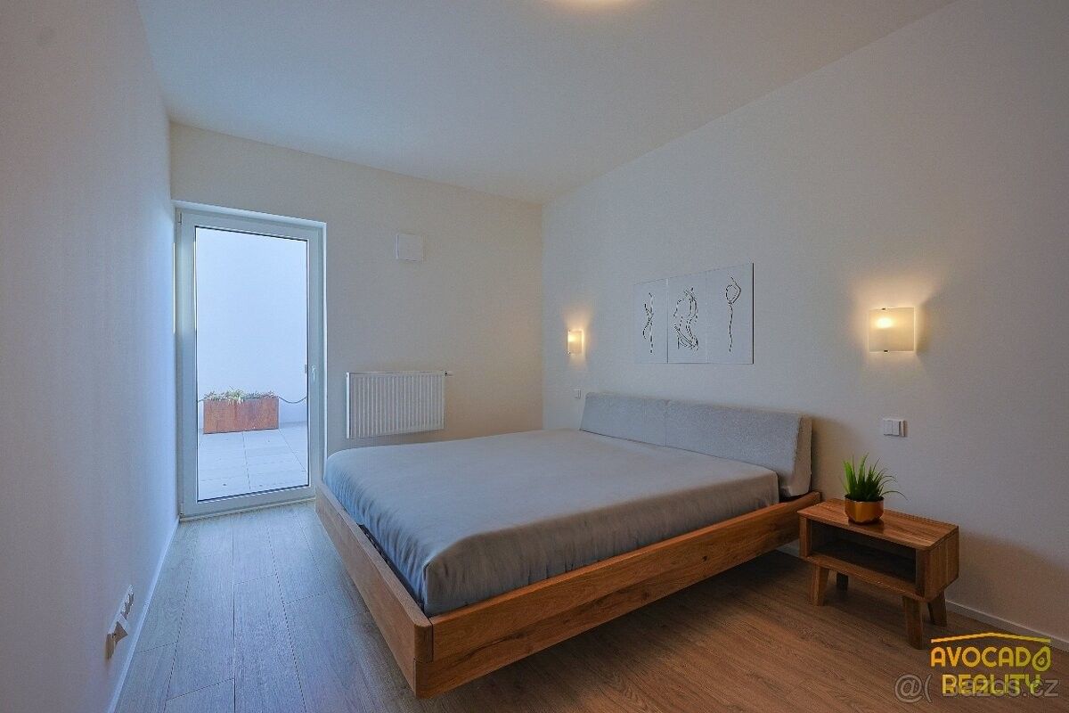 Prodej byt 3+kk - Praha, 165 00, 111 m²