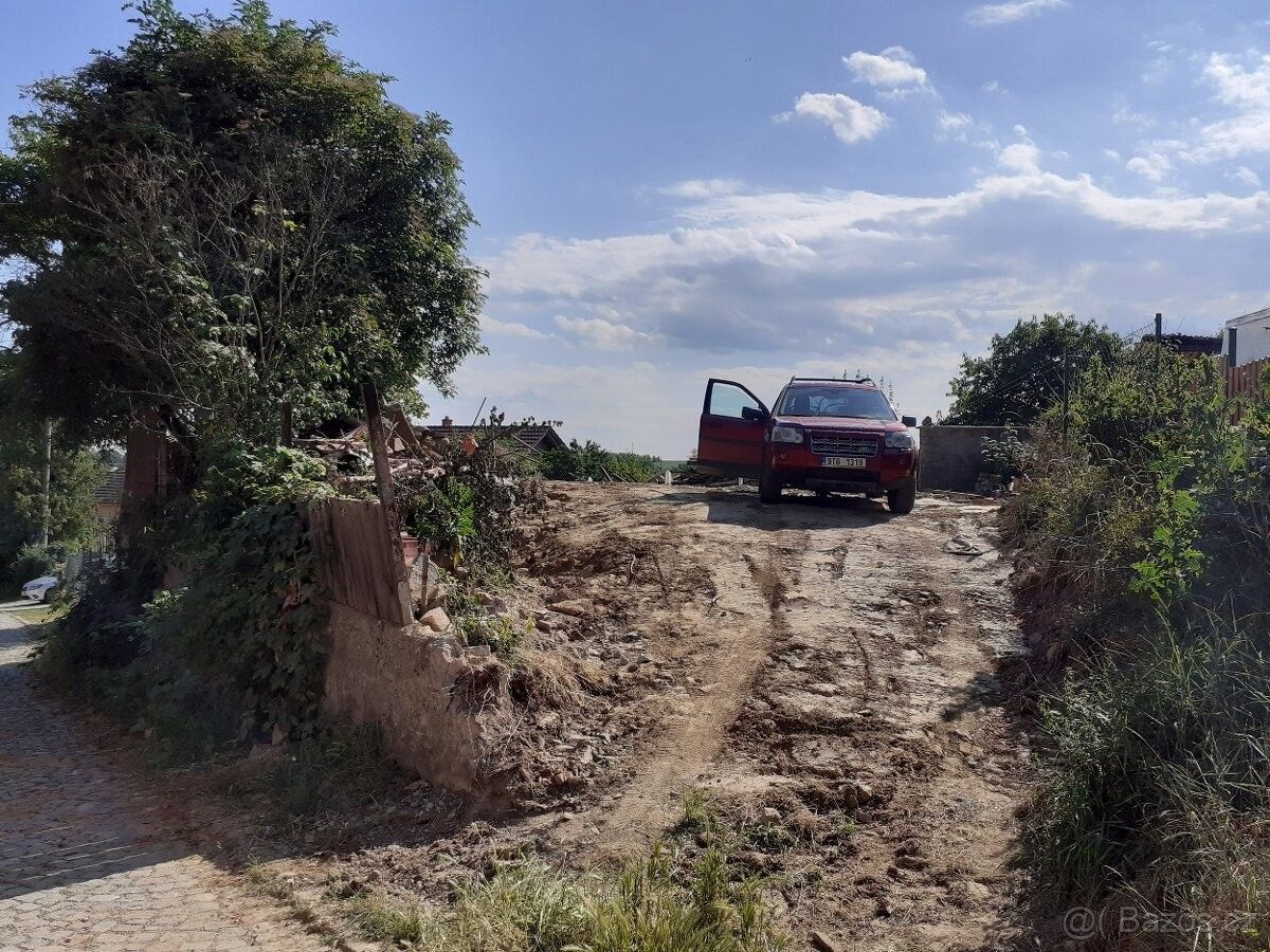 Prodej pozemek pro bydlení - Babice u Uherského Hradiště, 687 03, 223 m²