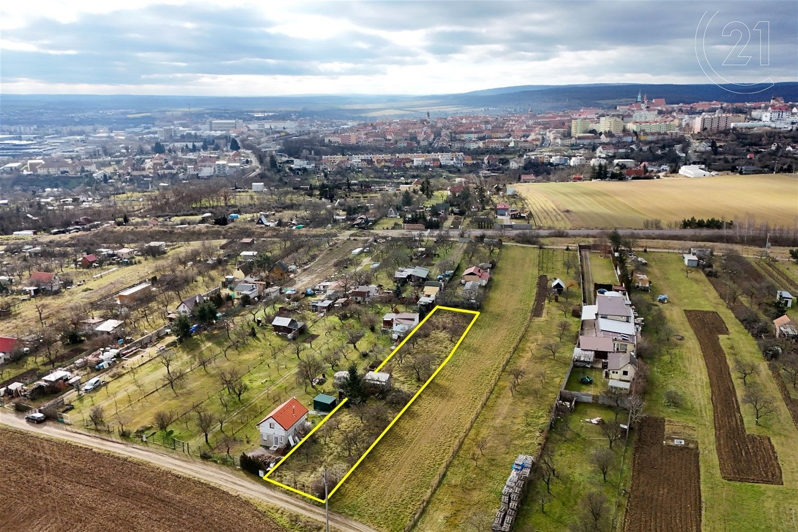Zahrady, Znojmo, 1 372 m²