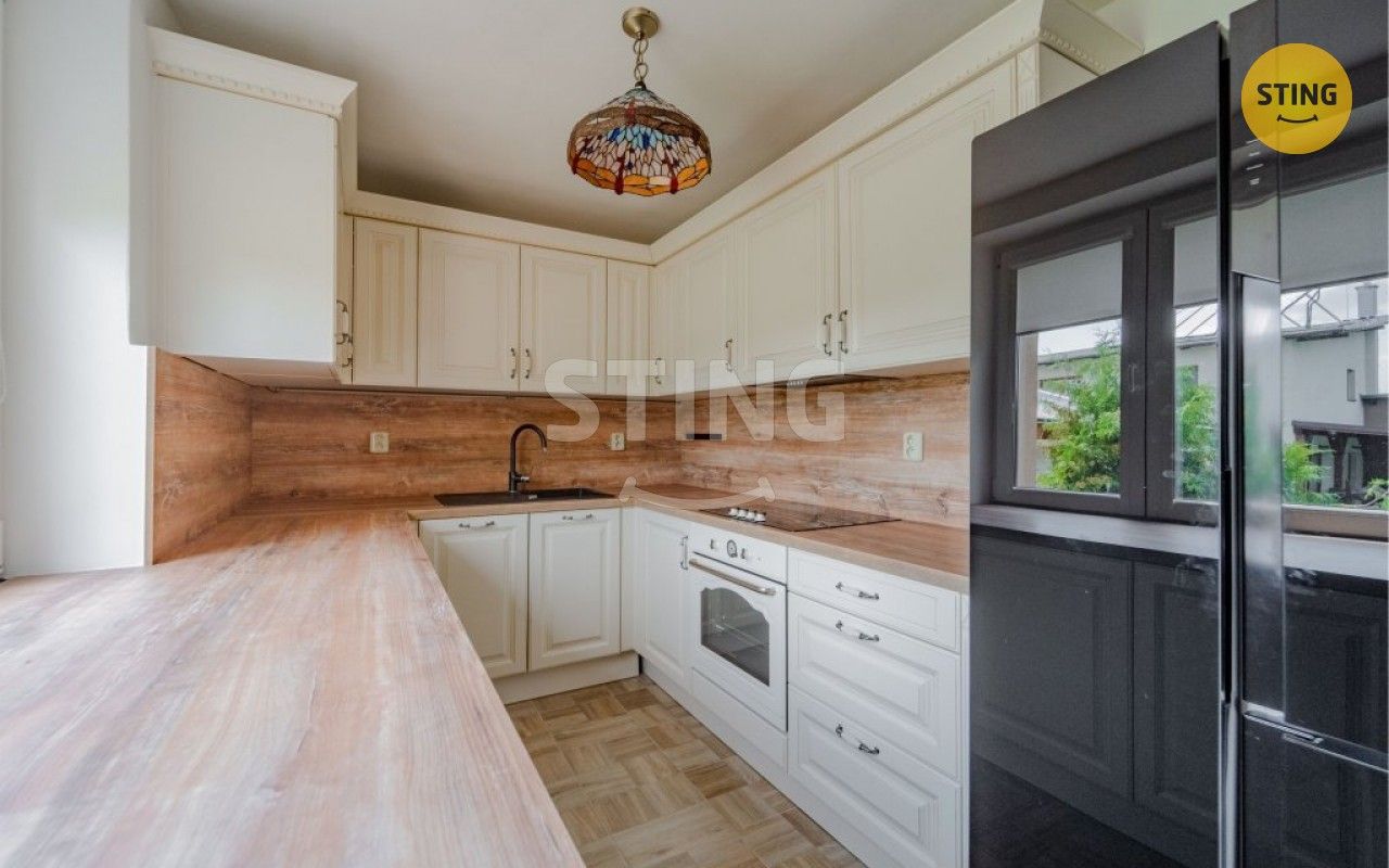Prodej rodinný dům - Loděnice, Holasovice, 232 m²