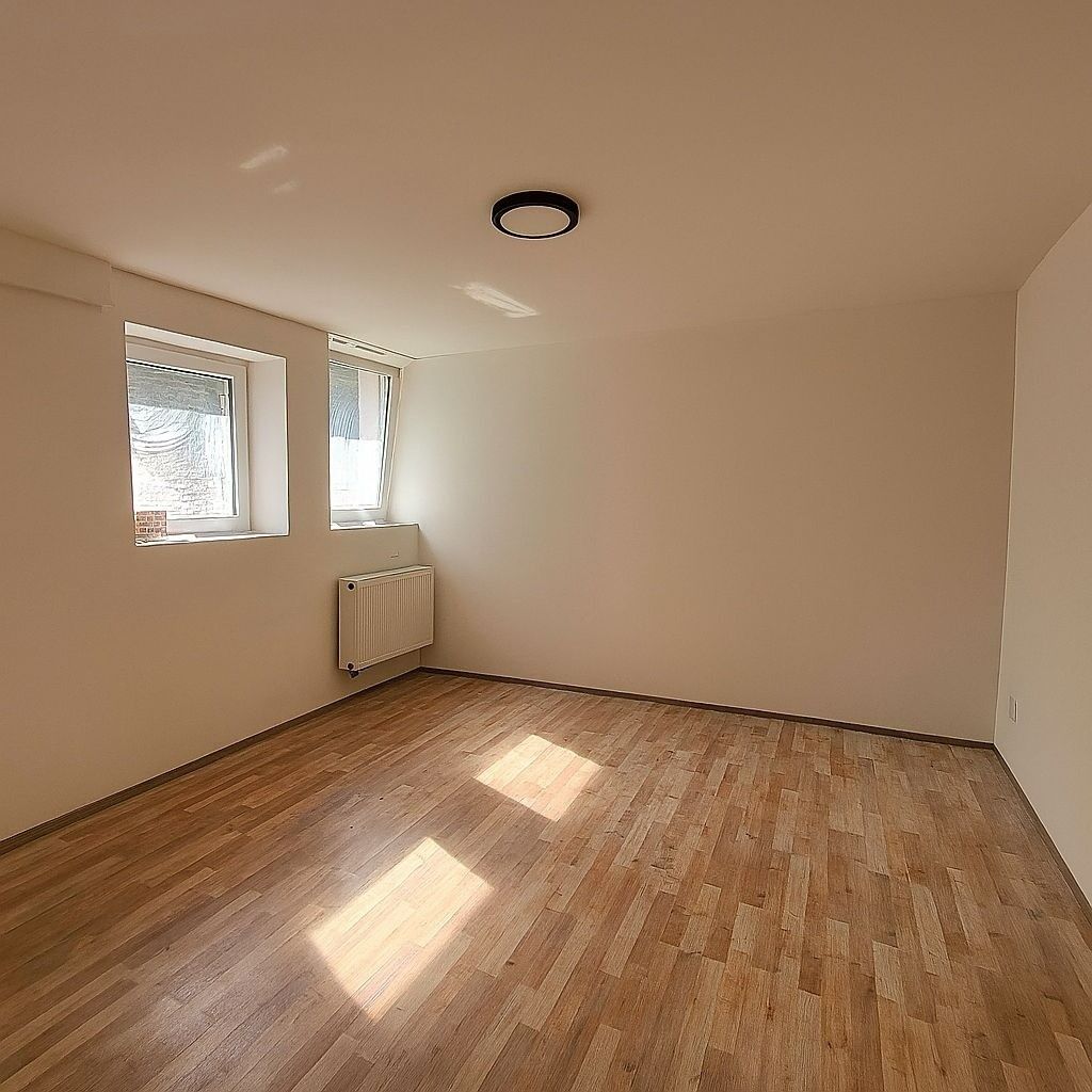 2+1, Praha, 169 00, 51 m²