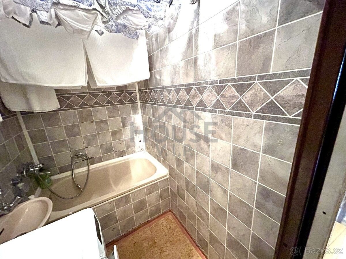 Prodej byt 2+kk - Praha, 149 00, 47 m²