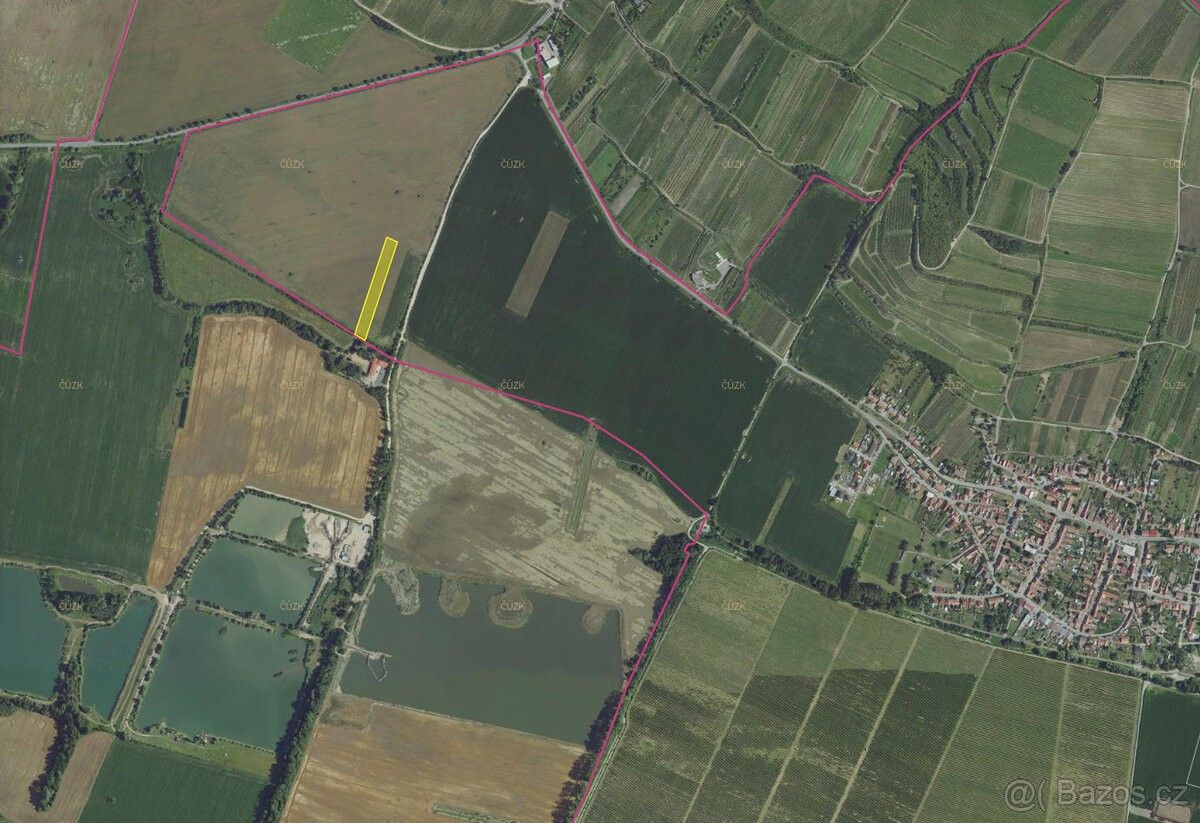 Prodej pozemek - Přítluky, 691 04, 354 m²