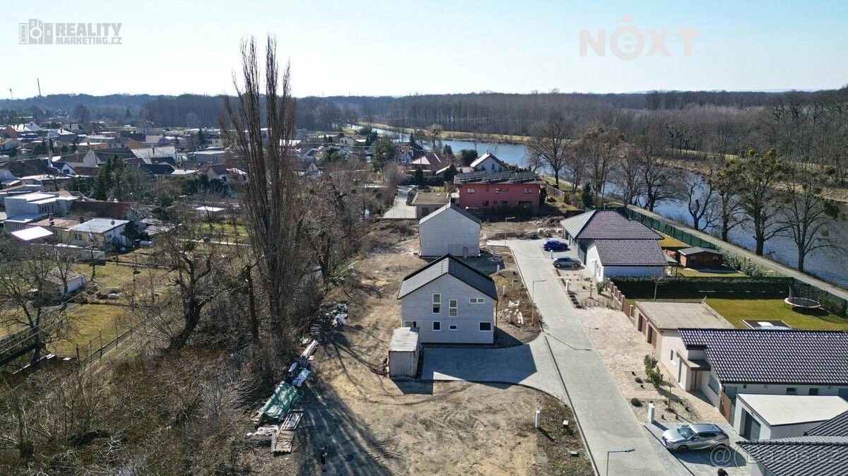 Prodej dům - Břeclav, 690 02, 98 m²