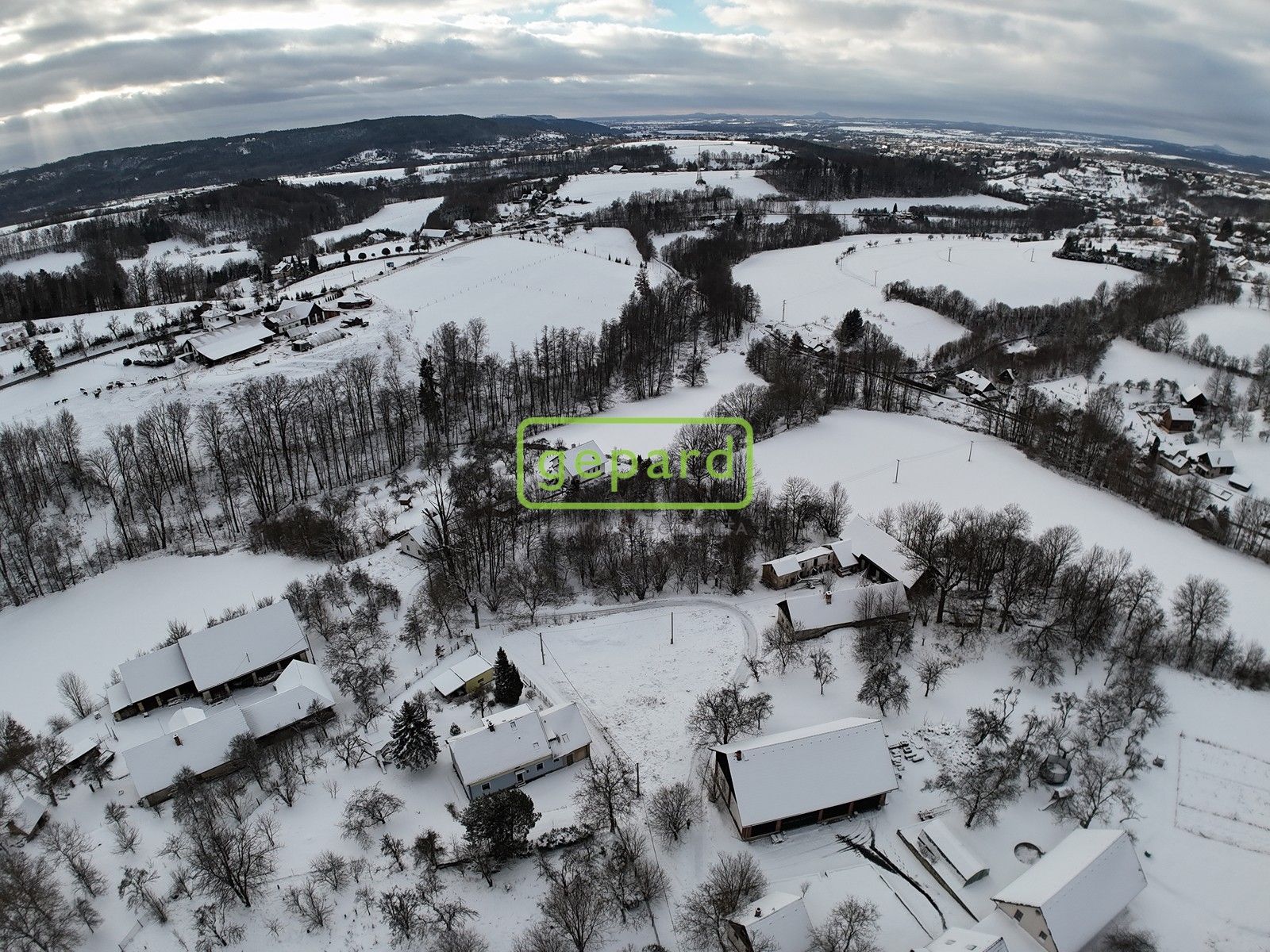 Prodej pozemek pro bydlení - Mírová pod Kozákovem, 1 312 m²