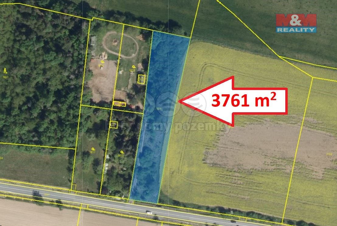 Zahrady, Sezemice, 533 04, 3 761 m²