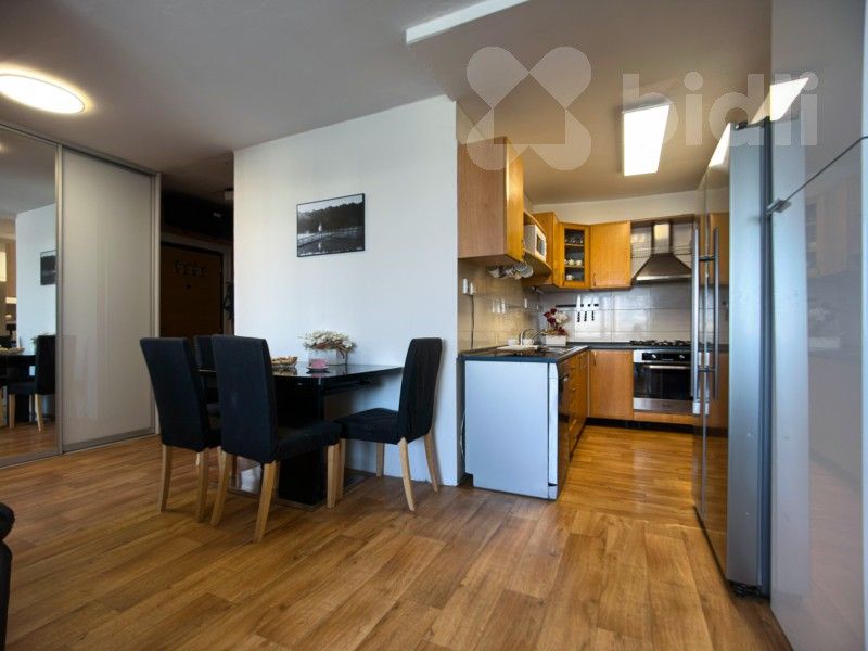 3+1, Ostromečská, Praha, 62 m²