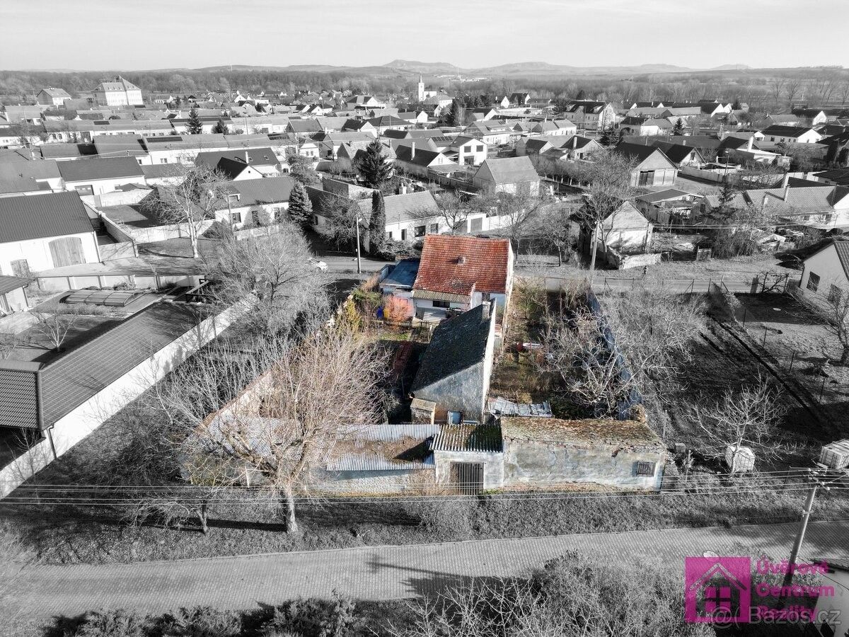 Prodej pozemek pro bydlení - Drnholec, 691 83, 848 m²